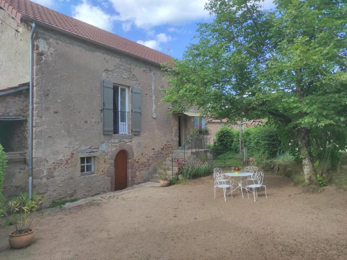 Gite Le Vieux Perrin Villa Andelaroche Bagian luar foto
